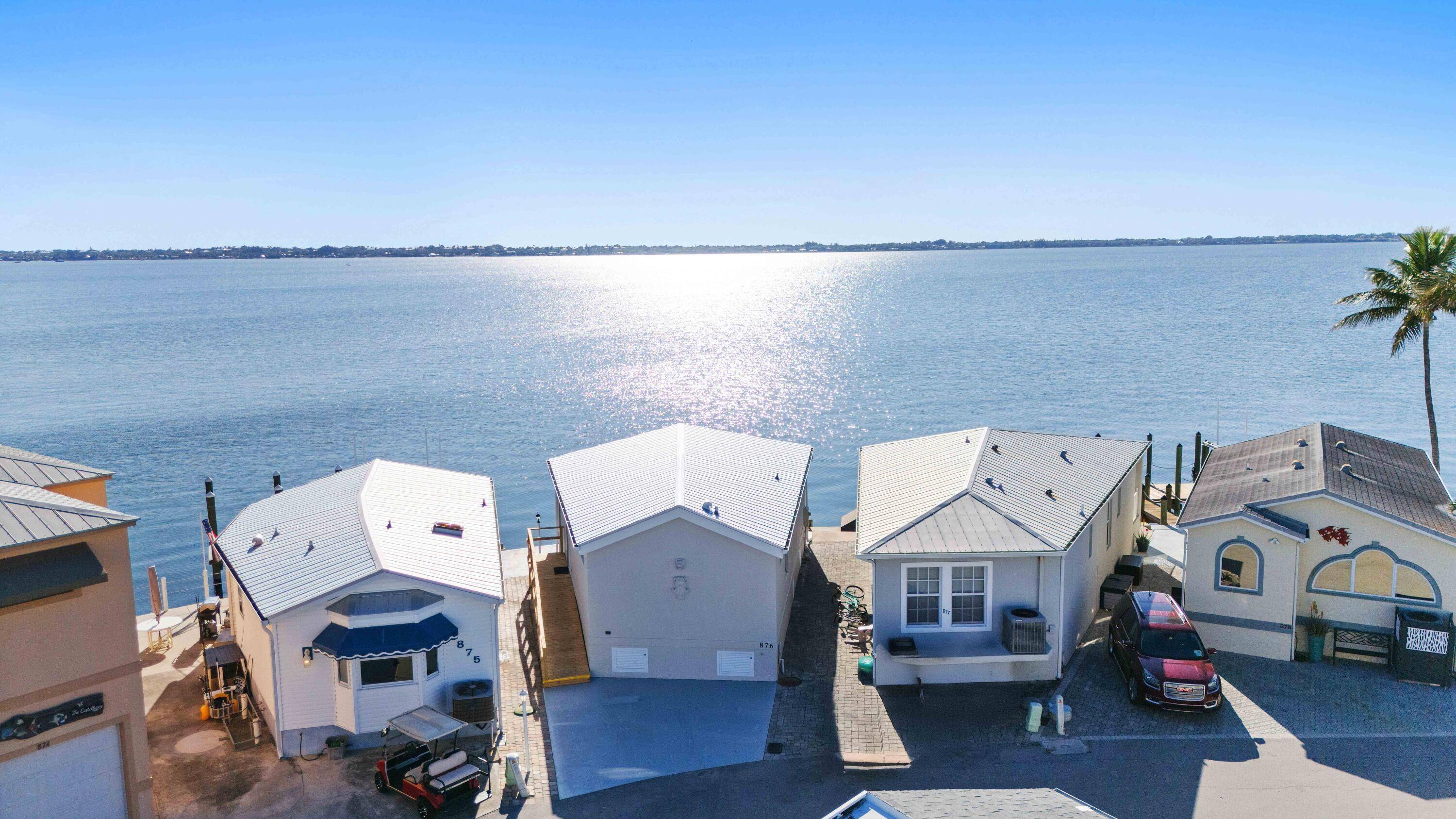 Looking to make your waterfront dream a reality ?