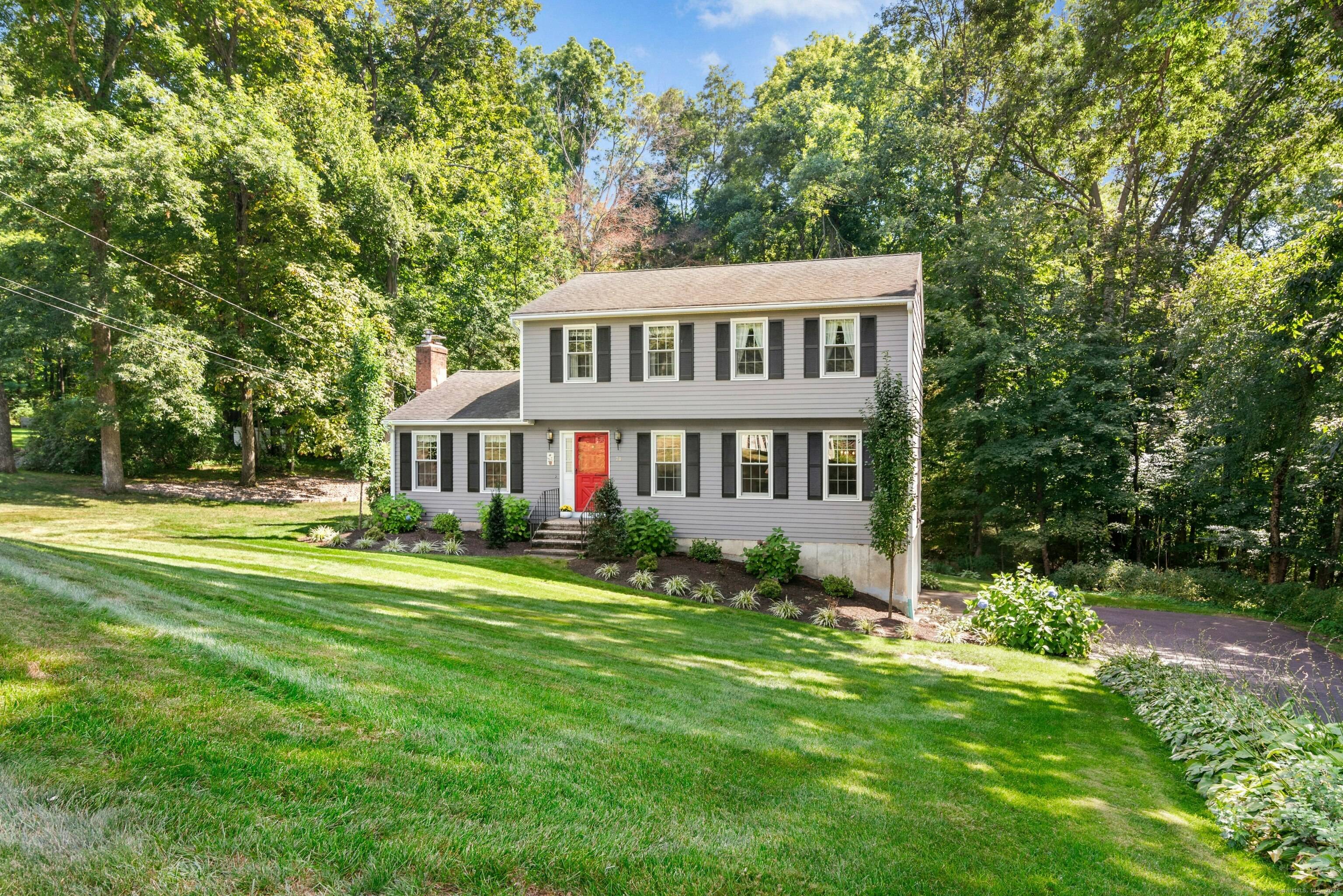 Located in scenic White Hills area, this spacious 8RM, 4BRM, 2 1 BTH Colonial represents the Best of all Worlds !