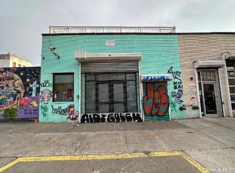 20 Grattan Street is a three story vacant building on a 2, 500 s f lot 5, 000 s f buildable 1st fl 1, 200 s f 2nd fl 1, ...