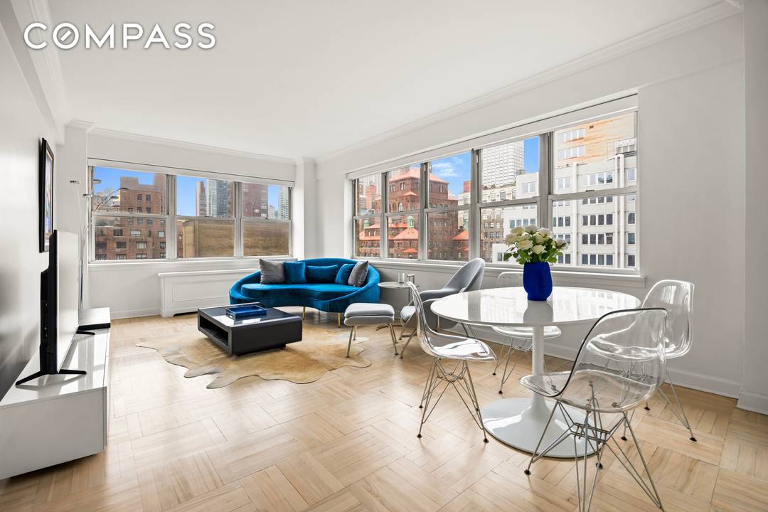 Welcome to a world of elegance and convenience at 80 Park Avenue.