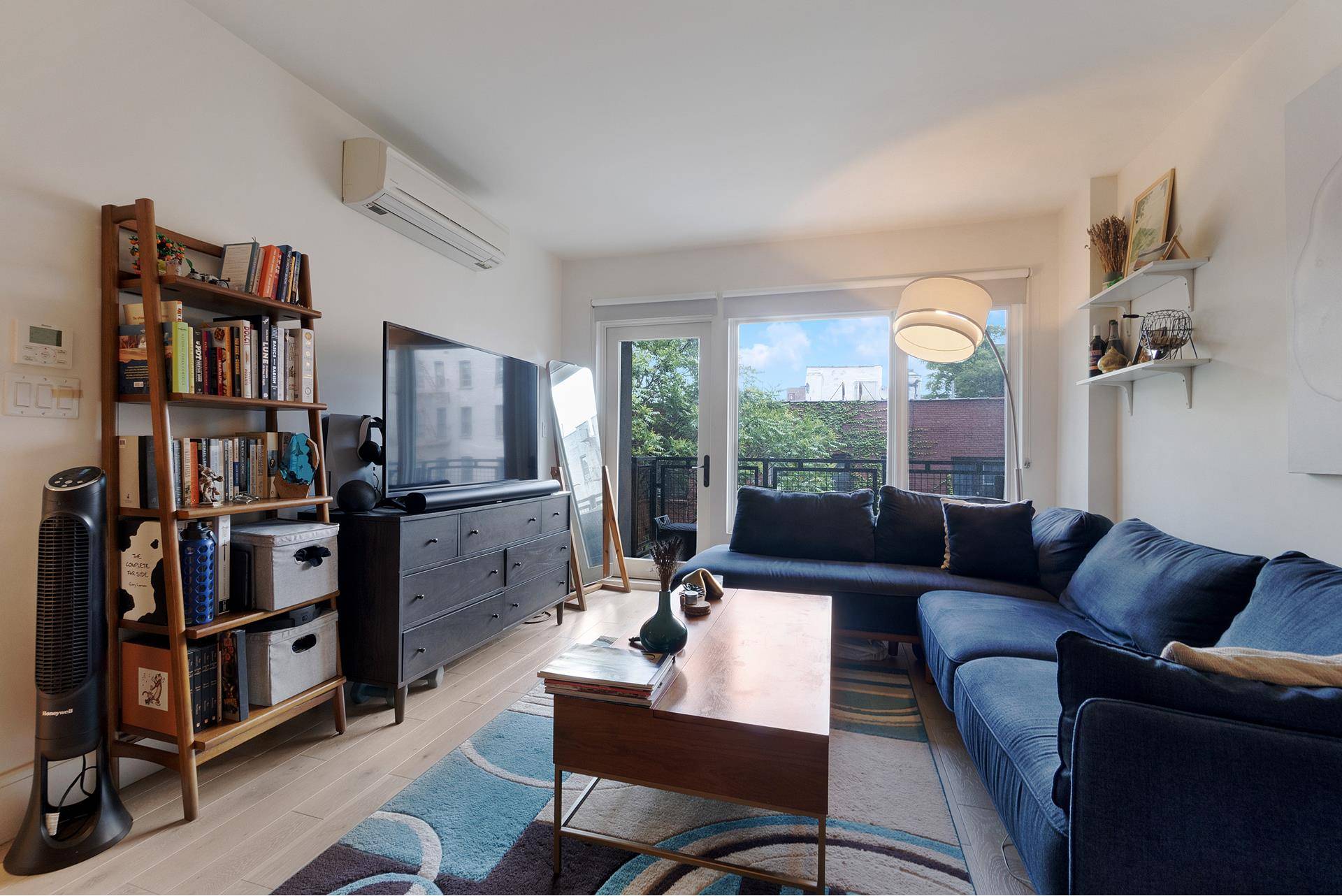 Residence 4C is a serene and impeccably designed 2 bedroom home, offering a quiet retreat with tranquil garden views and an oversized private balcony facing east.