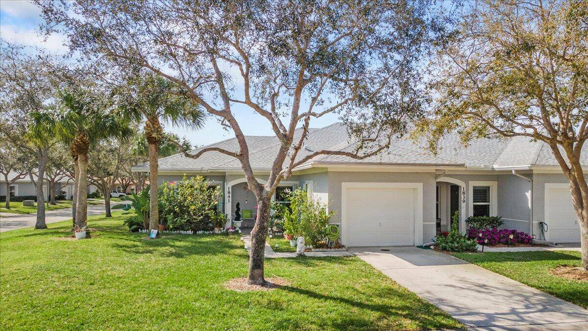 Modern home in the serene community of The Lakes of the Savannahs all ages and pet friendly 2 bedrooms, 2 bath, 1 car garage, corner unit.