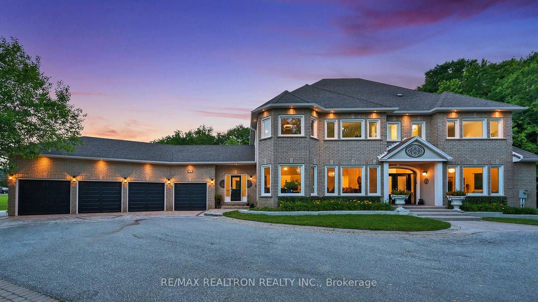 Wow, A True Masterpiece amp ; Showcase Completely amp ; Totally Renovated New Approx.