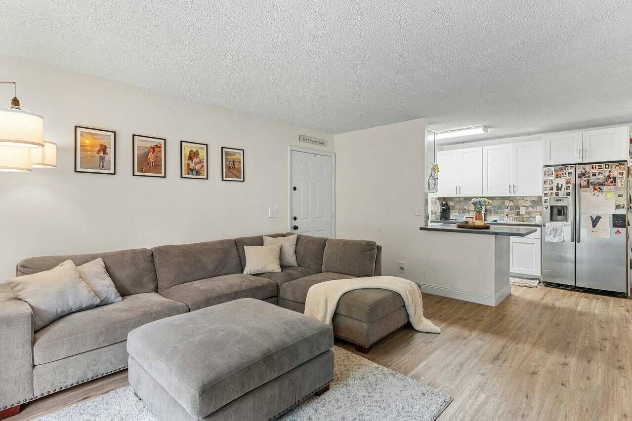 Beautifully updated 2 bedroom, 2 bathroom first floor condo located in the sought after Tivoli Park community in Deerfield Beach !