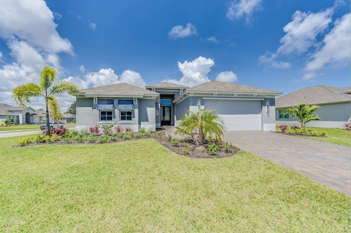 Experience waterfront coastal living at its finest in High Pointe, one of GHO Homes' newest communities.