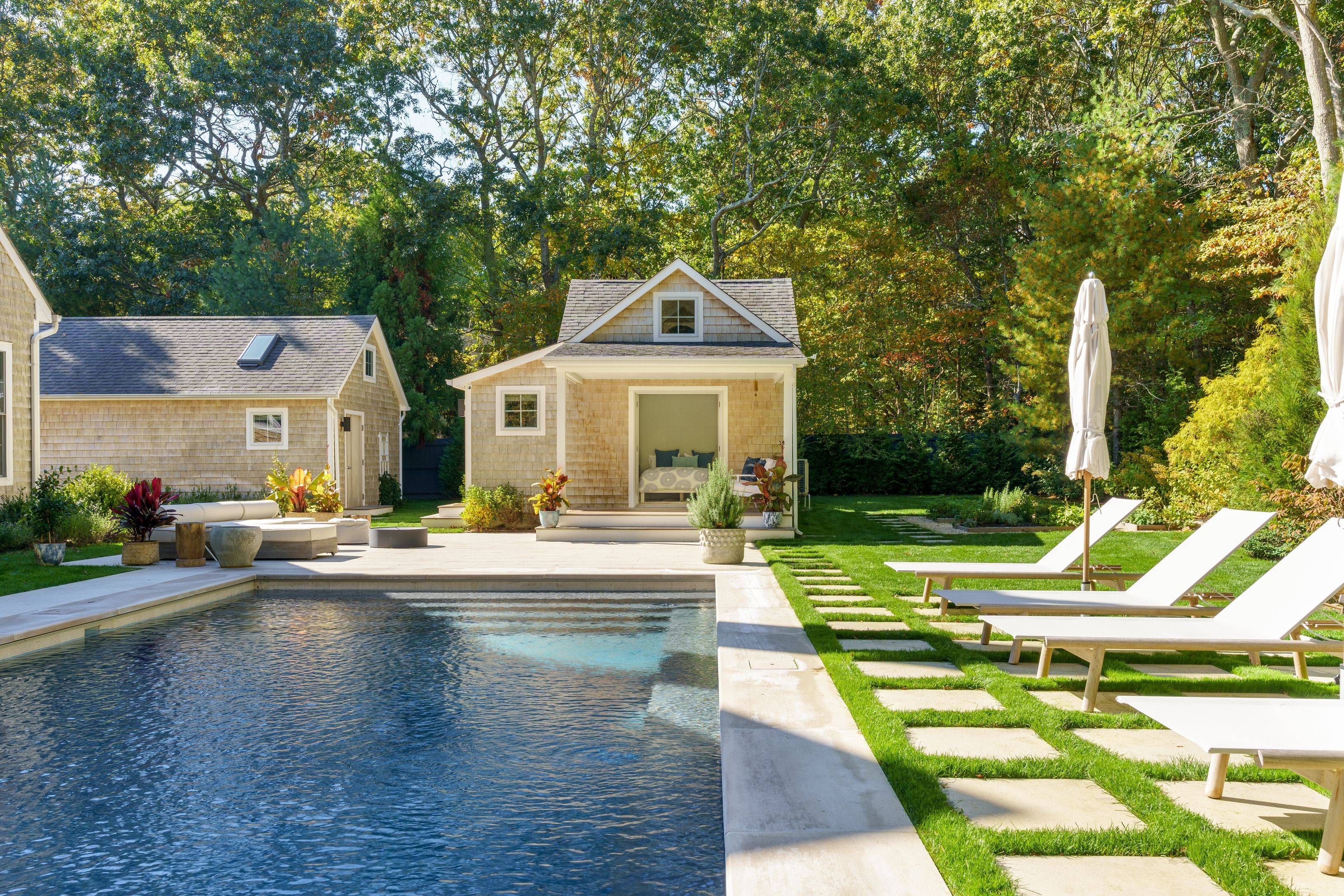 Superb Home in the Perfect Location Near all in Bridgehampton 