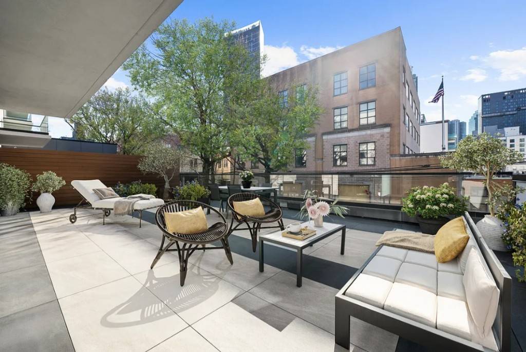 Residence 2B at Noble LIC offers boutique luxury in the heart of Long Island City.