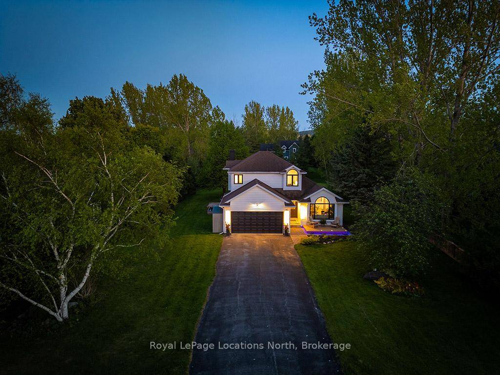 Live the Blue Mountain Lifestyle on one of the most coveted streets in Southern Georgian Bay.