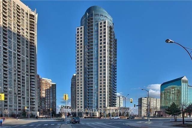 Rare Find One Of The Largest Suite In Square One.