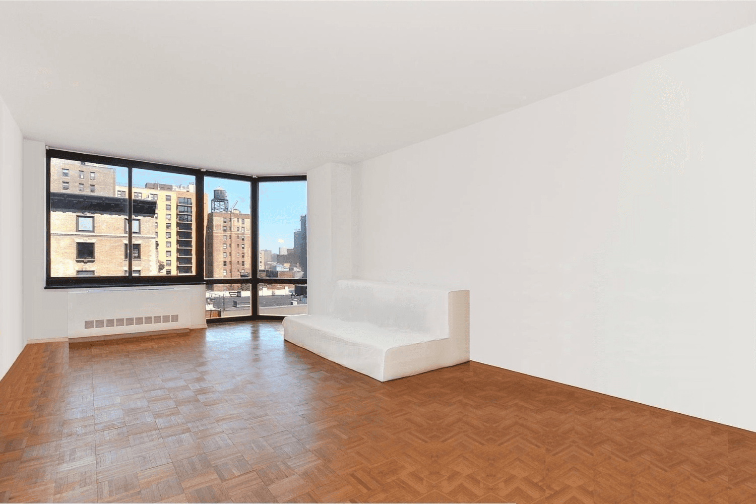 APARTMENT UNIT OPEN HOUSE by APPOINTMENT Princeton House, a Full service Luxury Condominium, is located very conveniently at North East corner of Broadway and West 95th Street.