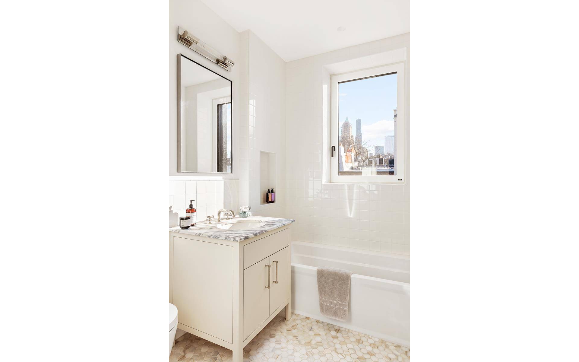 Showings By Appointment !