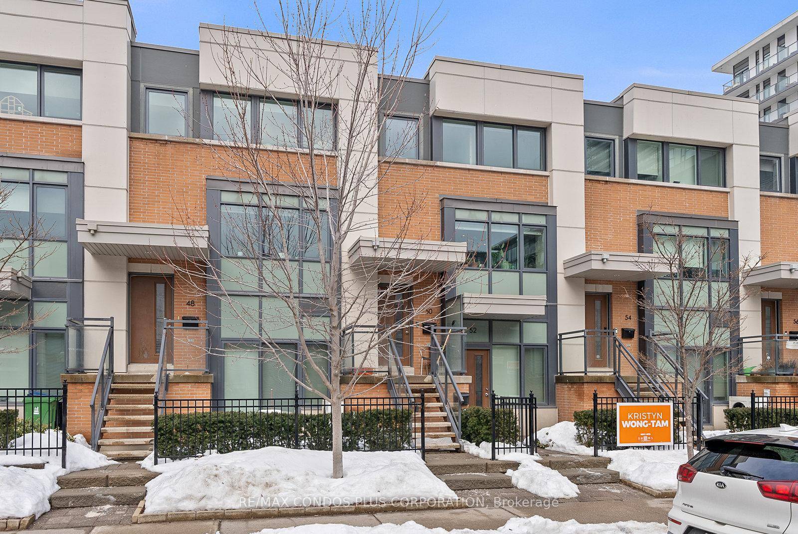 An affordable house alternative AND built in garage in the Downtown Core ?