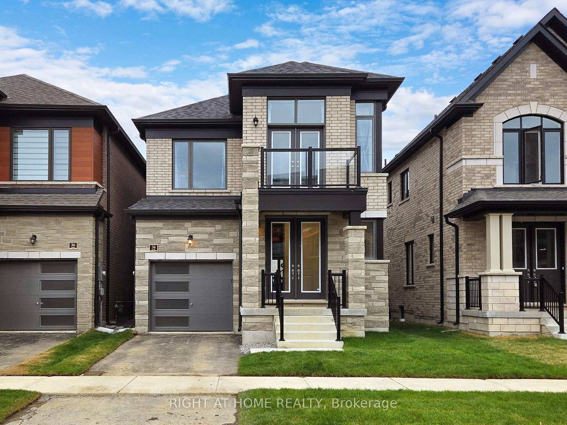 Welcome to Caledon Club and this 1 year old Fernbrook home with fantastic, practical floor plan, exquisite finishes amp ; modern exterior design.