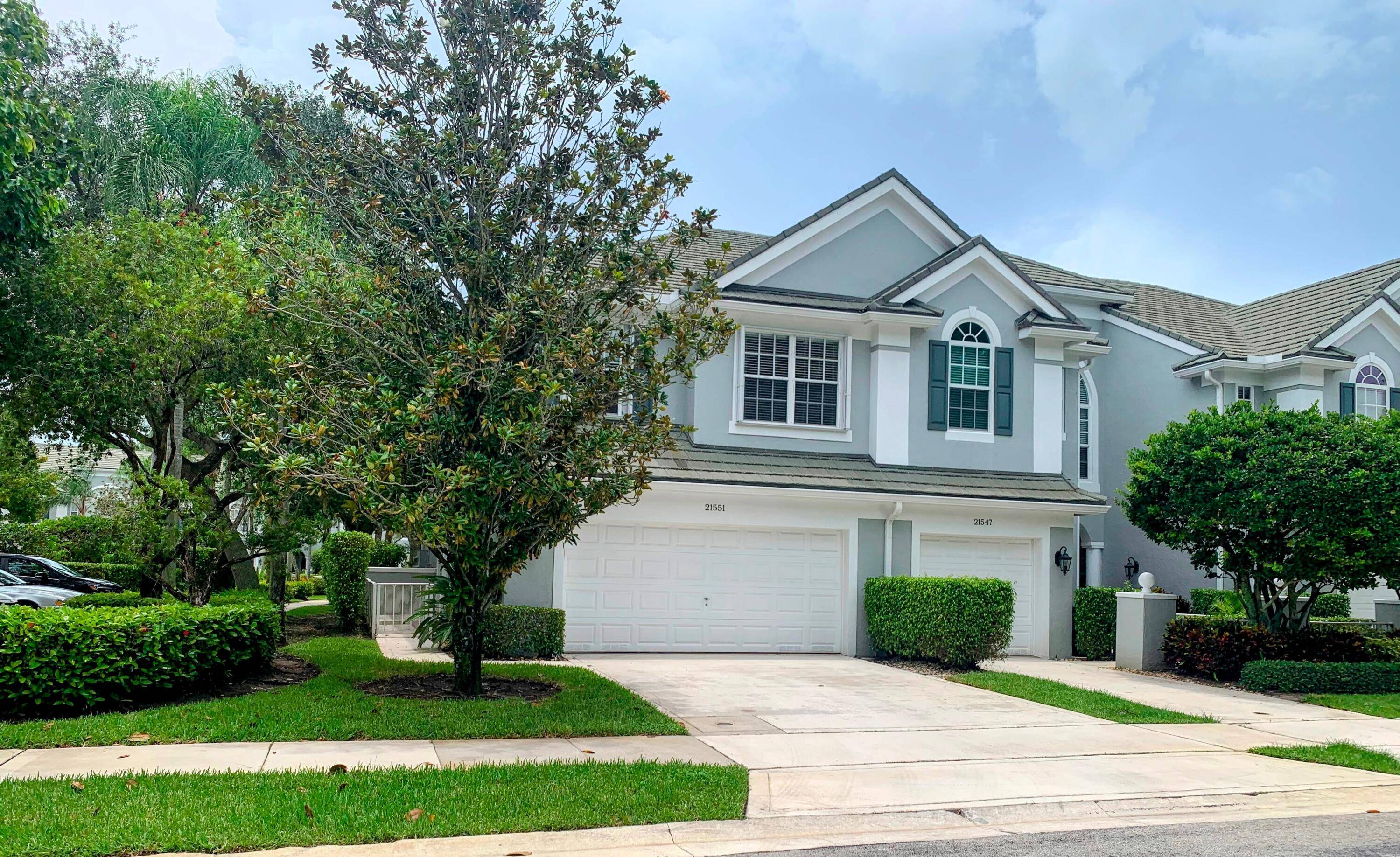 Charming, Light Filled Spacious Corner Townhouse in a Peaceful Gated Community.