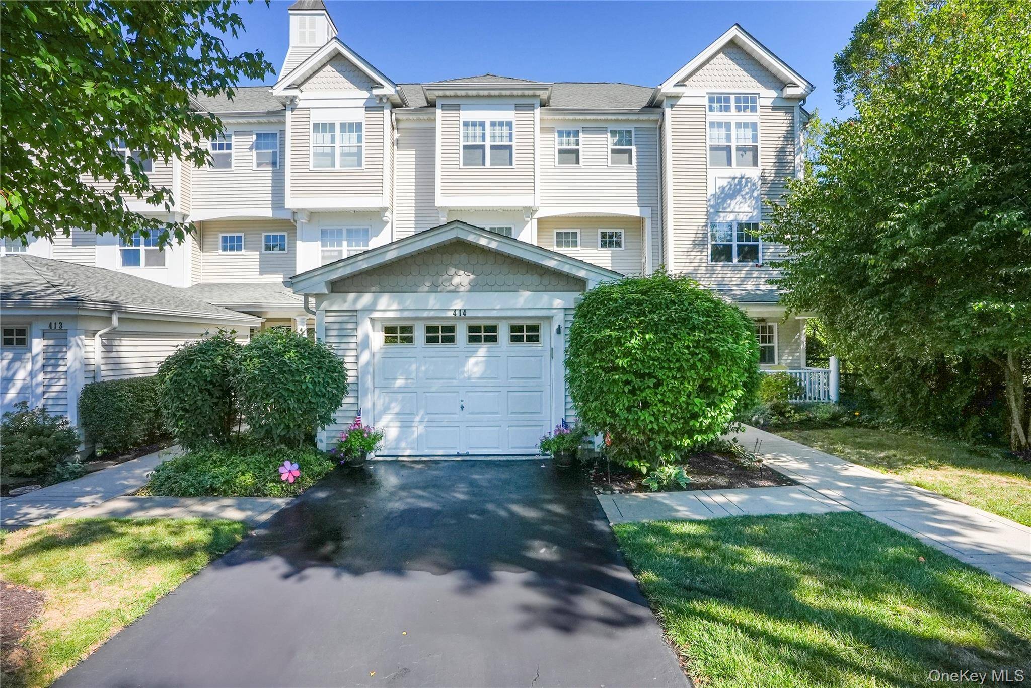 Welcome to 414 Northview Court A Rare Gem with Hudson River Views !