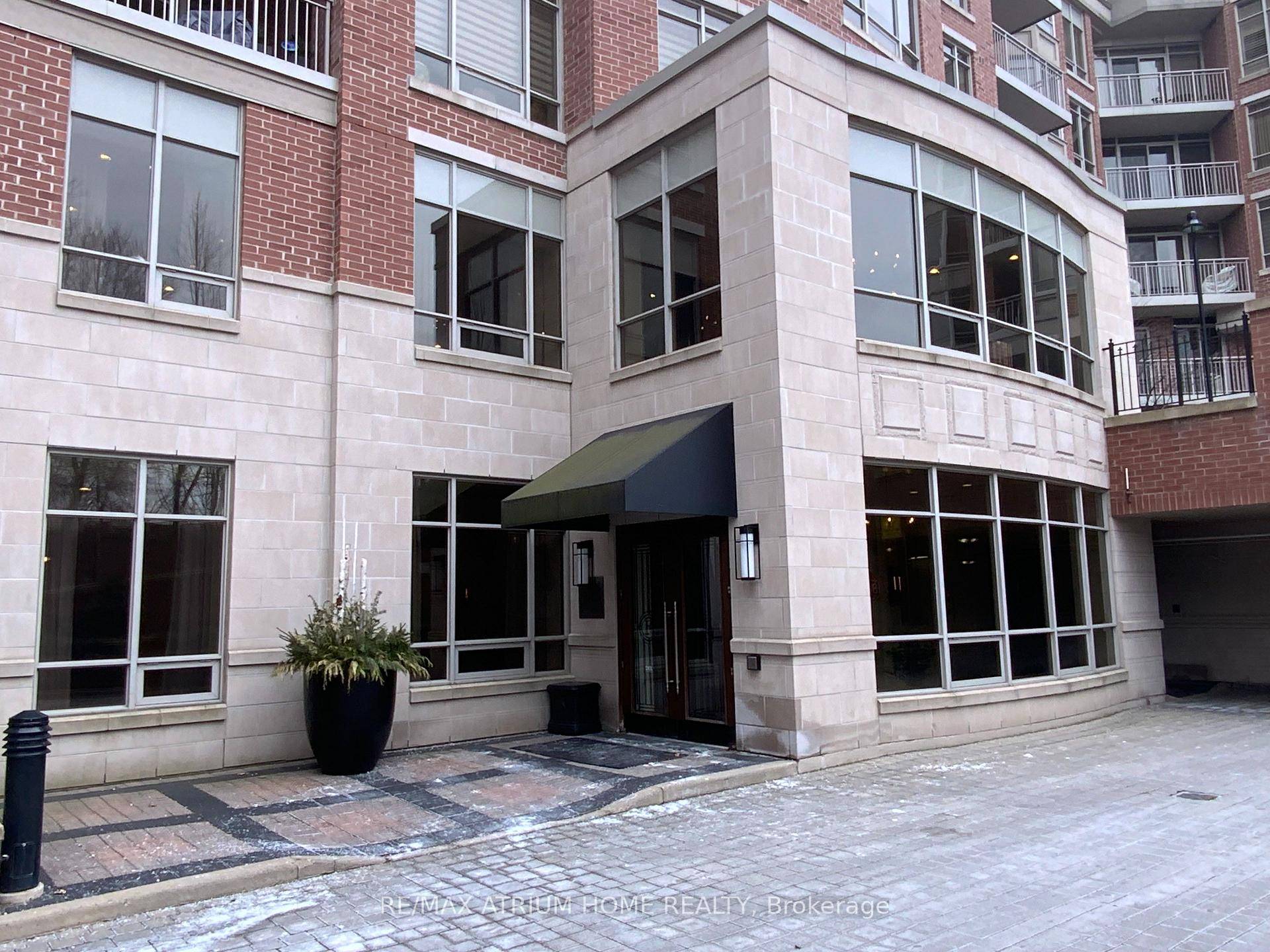 Renaissance, Tridel Most Luxurious low rise boutique building In The Heart Of Historic Richmond Hill.