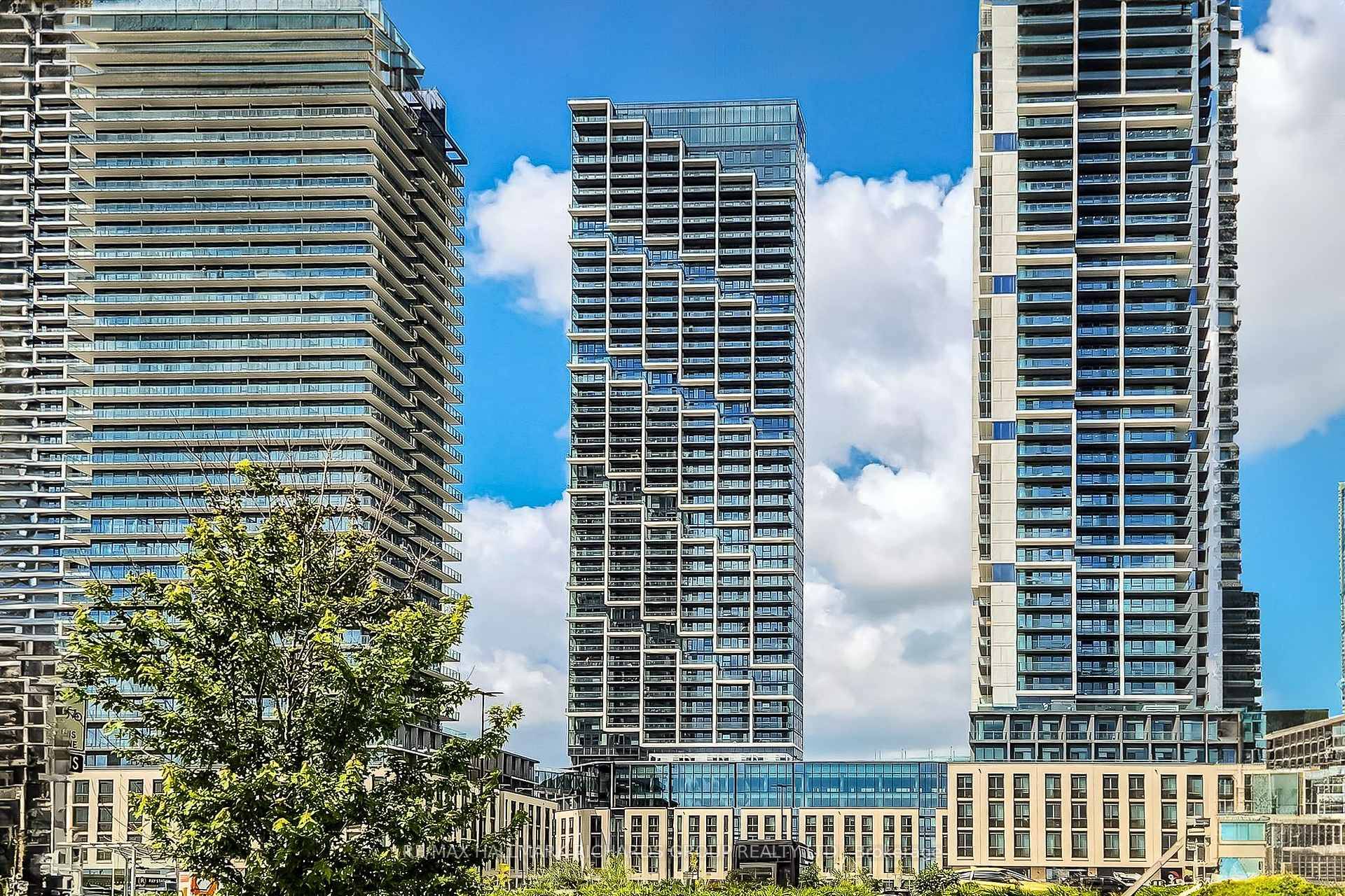 Welcome to Suite 311 at 1000 Portage Parkway, located in the heart of Vaughans vibrant Transit City 4.