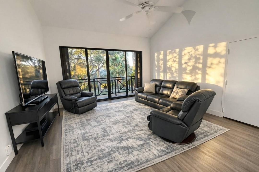 Rare rental opportunity at The Oceanage !