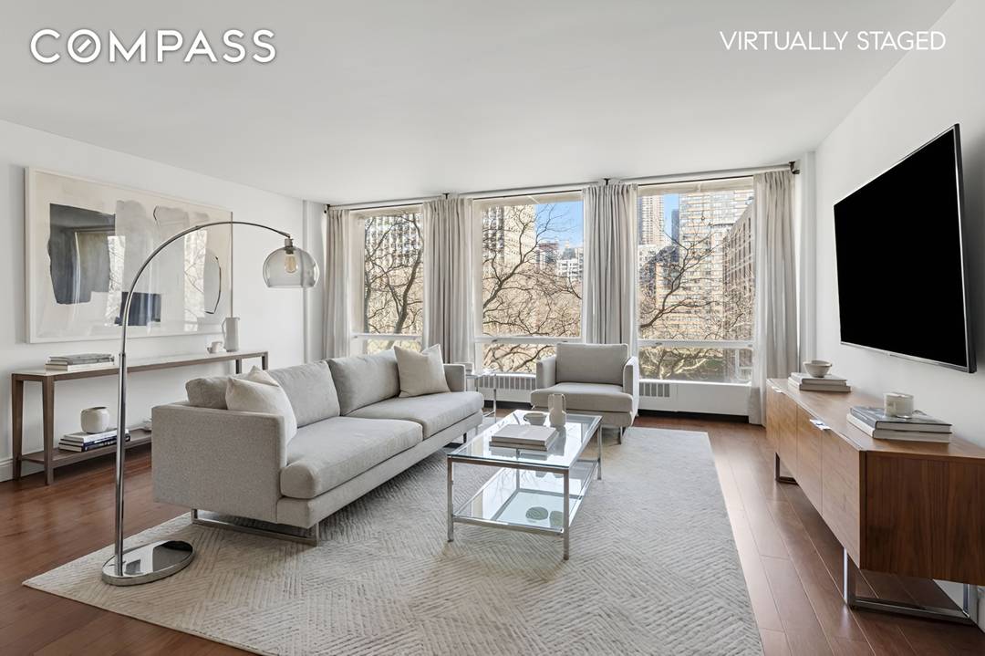Extra large, beautifully renovated one bedroom in Kips Bay Towers, the iconic condominium designed by I.