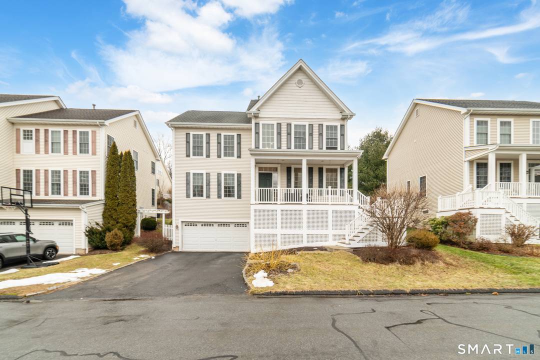 Enjoy a nice Lifestyle at Traditions in this 4 bedroom Colonial.