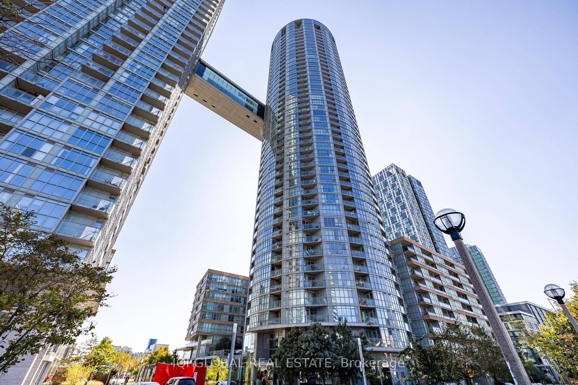 Welcome to this stunning unit featuring floor to ceiling windows that flood the space with natural light.