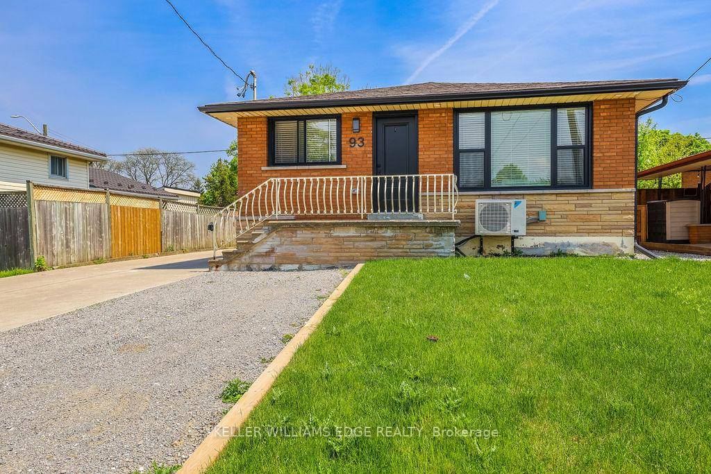 Completely Renovated with High End Finishes, you won't be disappointed here !