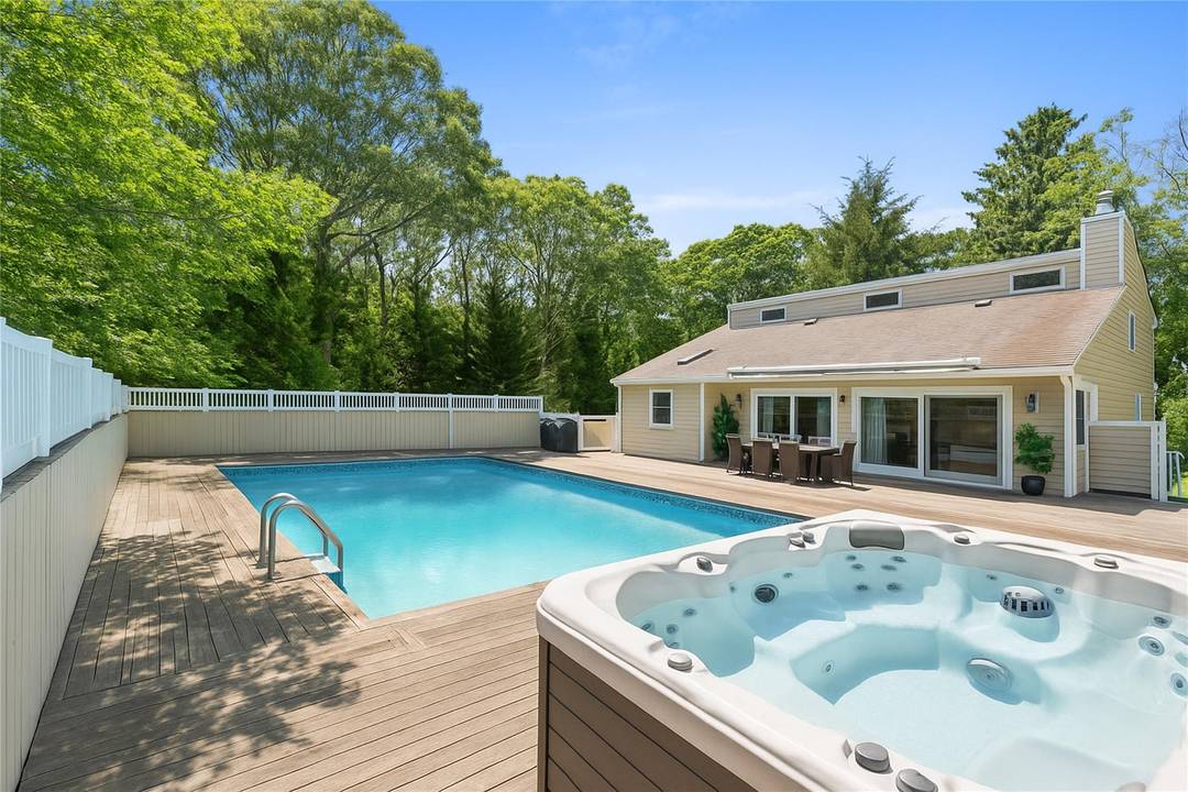 Now available for summer and off season stays, this newly listed Hamptons retreat offers 2, 600 sqft of stylish living with 4 bedrooms, 3 full baths, and resort style amenities.