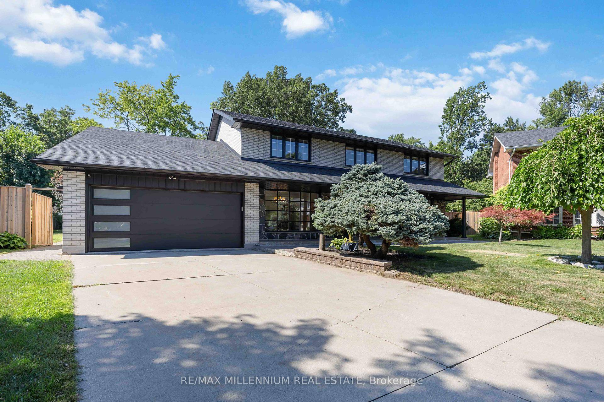 Welcome to 22 Richdale Court A True Hidden Gem in Princess Gardens !