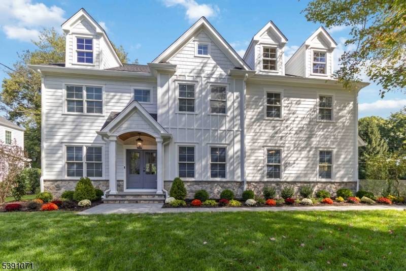 This exceptional Chatham home combines style, comfort, and functionality delivered by multi generation local builder S.