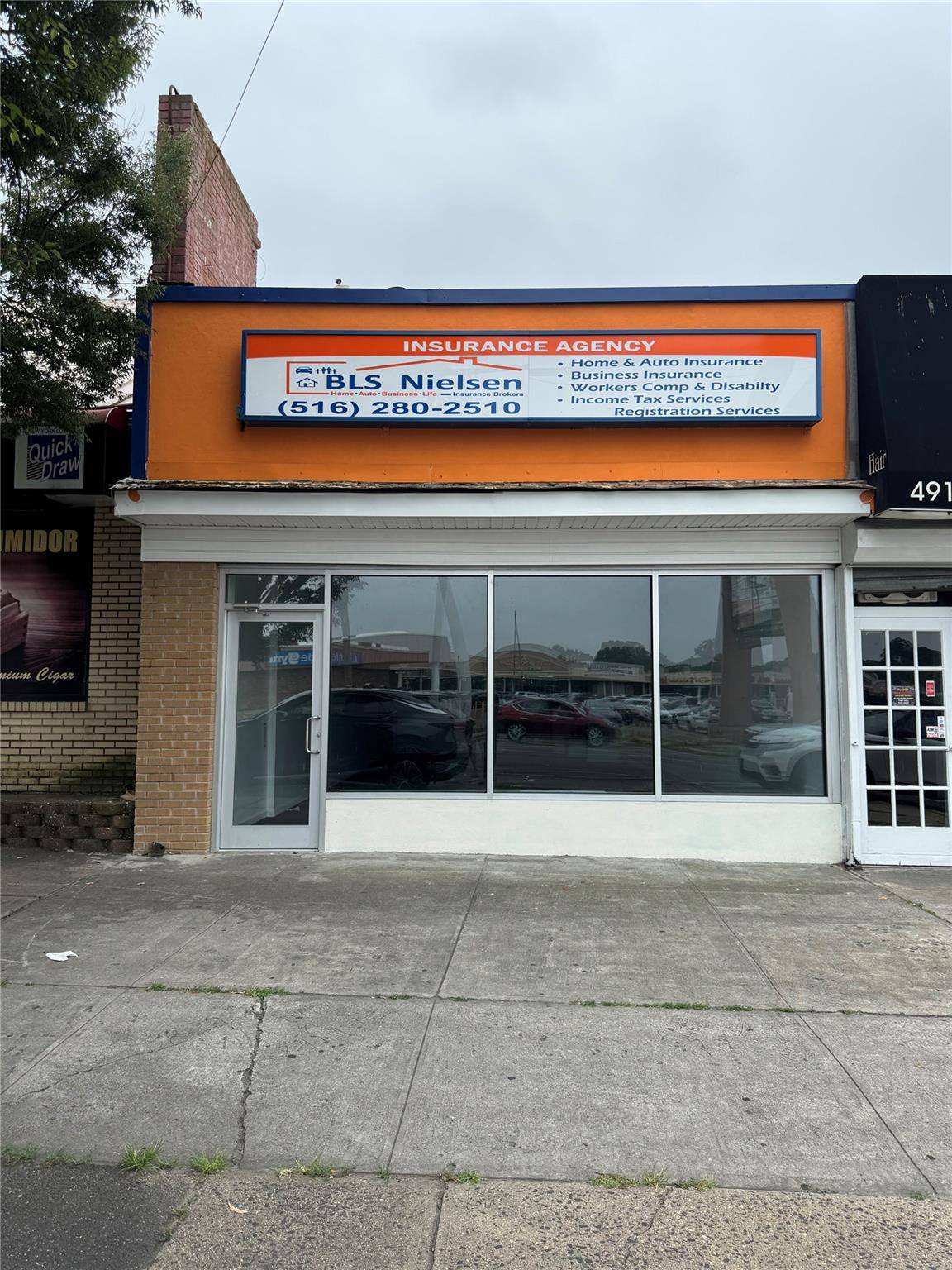 Located in a prime location on hempstead turnpike in West Hempstead.