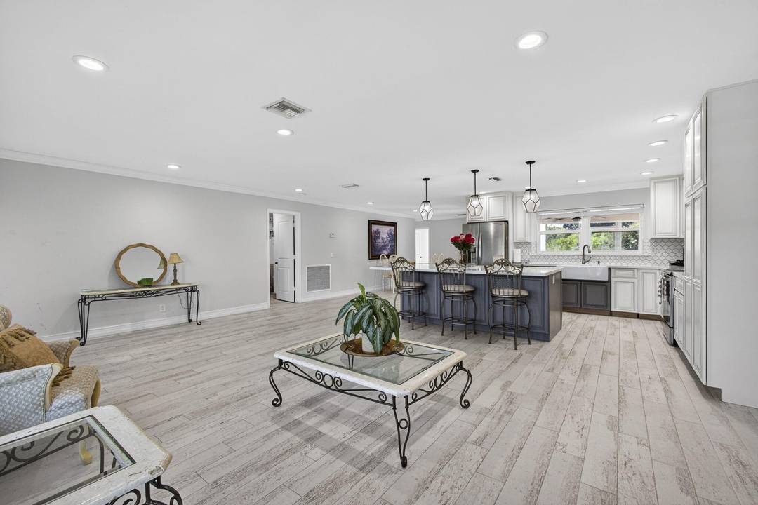 Welcome to Rustic Ranches in Wellington, the polo capital of the United States where luxury living and equestrian charm come together on 5 beautifully cleared acres with City water ready ...