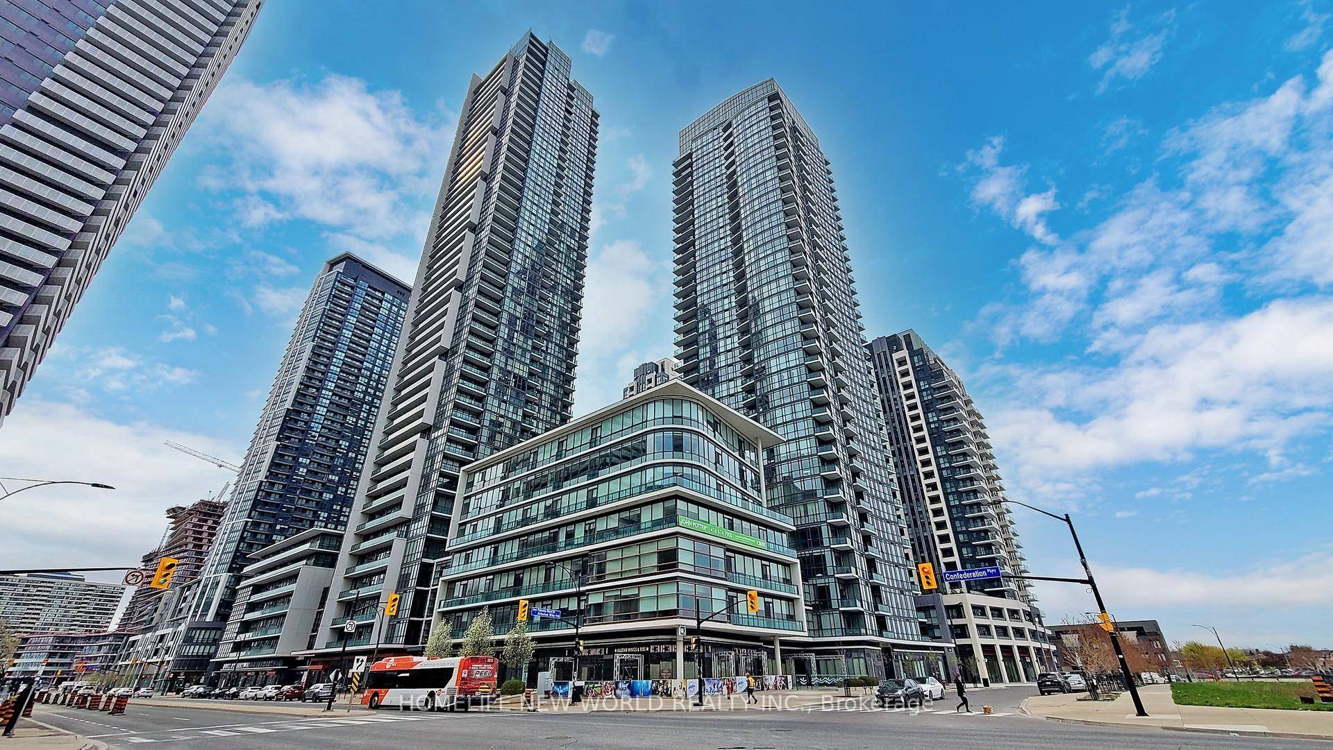Luxury Condo At Parkside Village !