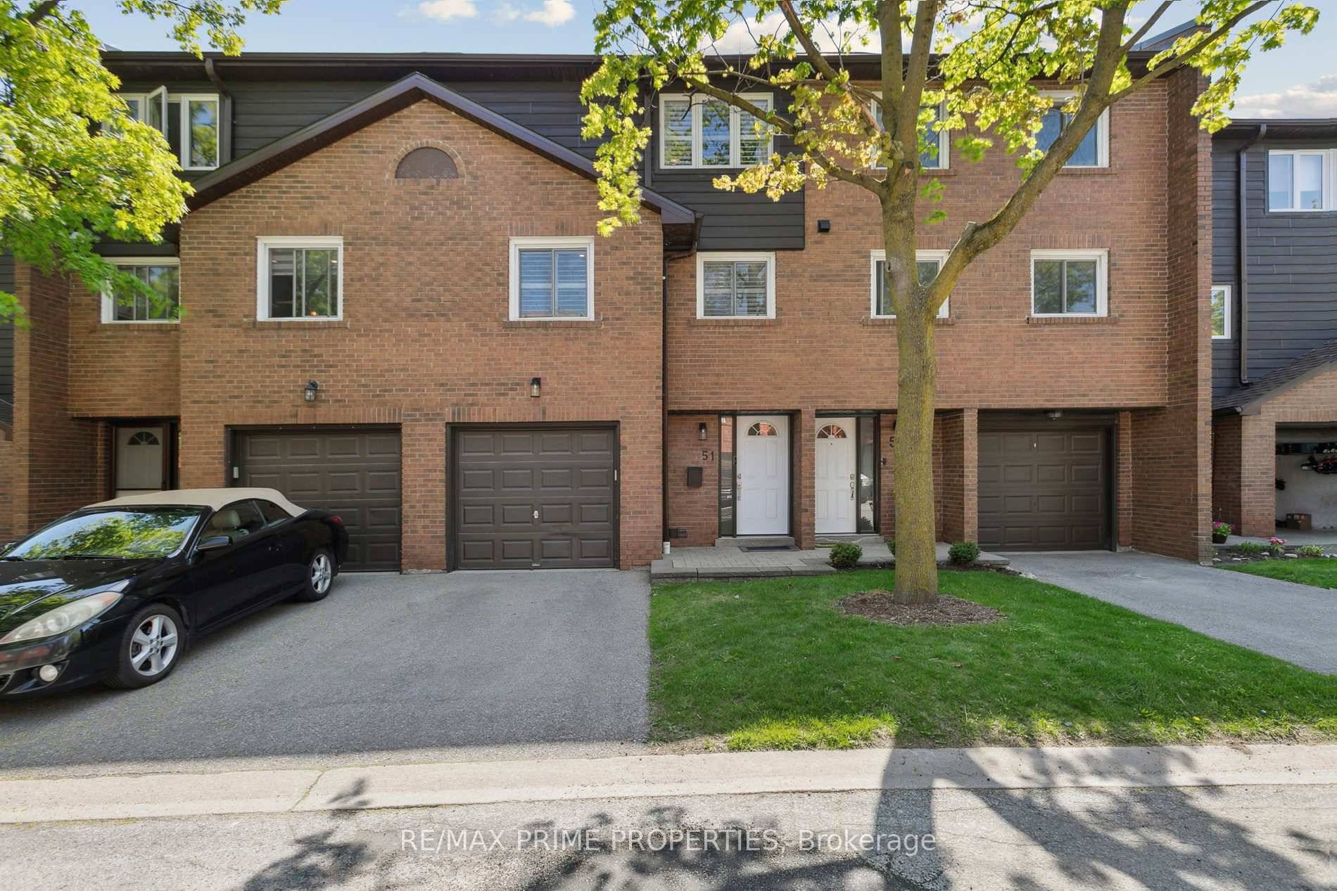 Welcome To This Stunning Multi Level Townhome Offering The Perfect Blend Of Modern Elegance And Everyday Comfort.
