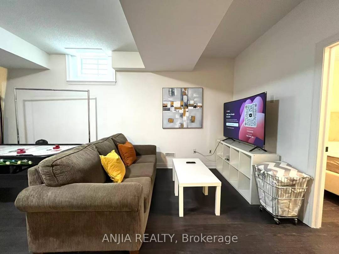 Short term rent available.