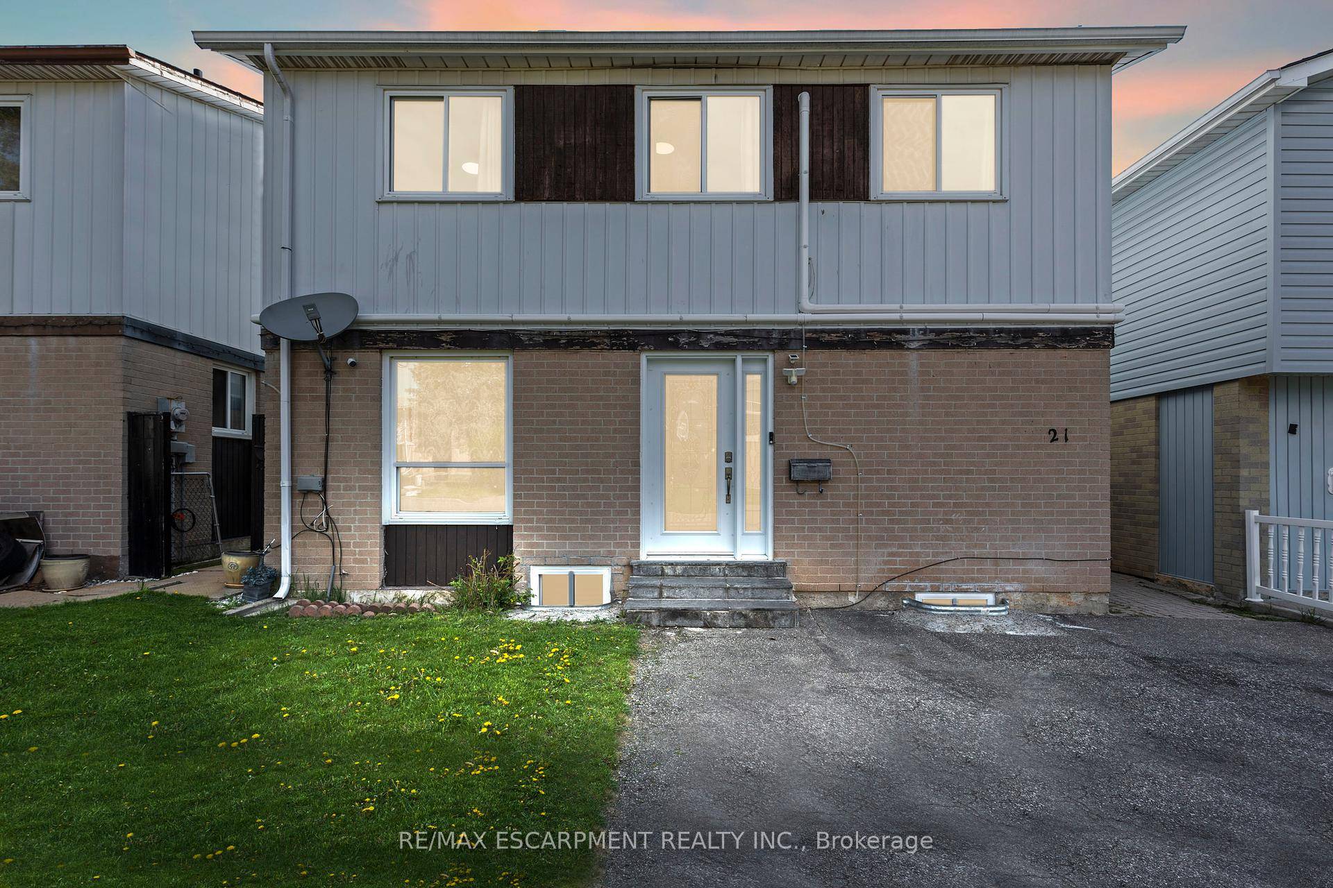Bright amp ; Spacious Home with Legal In Law Suite !