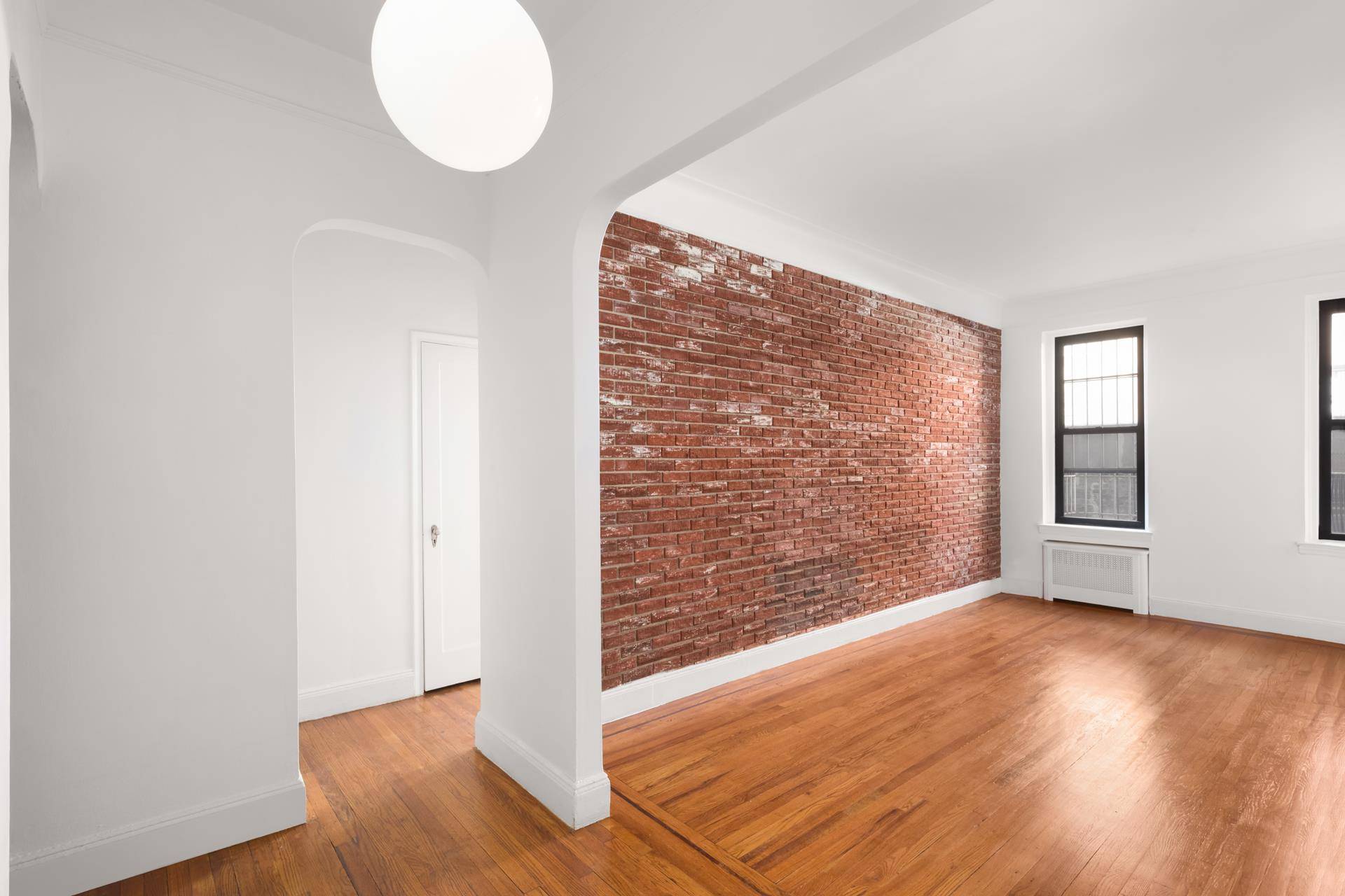 Rarely available amp ; charming, this beautiful and recently renovated 2 bedroom is pin drop quiet in the back and features a spaciously large master bedroom on one end and ...