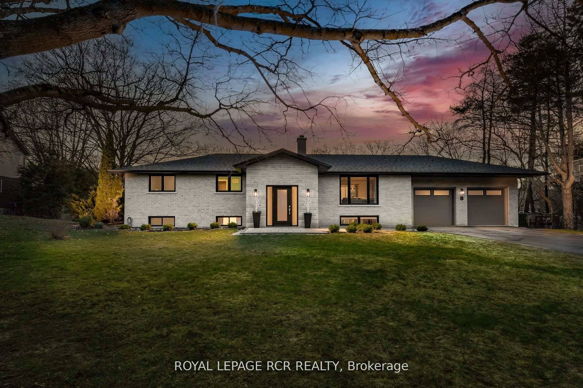 Rare One Of A Kind Gem In Pottageville !