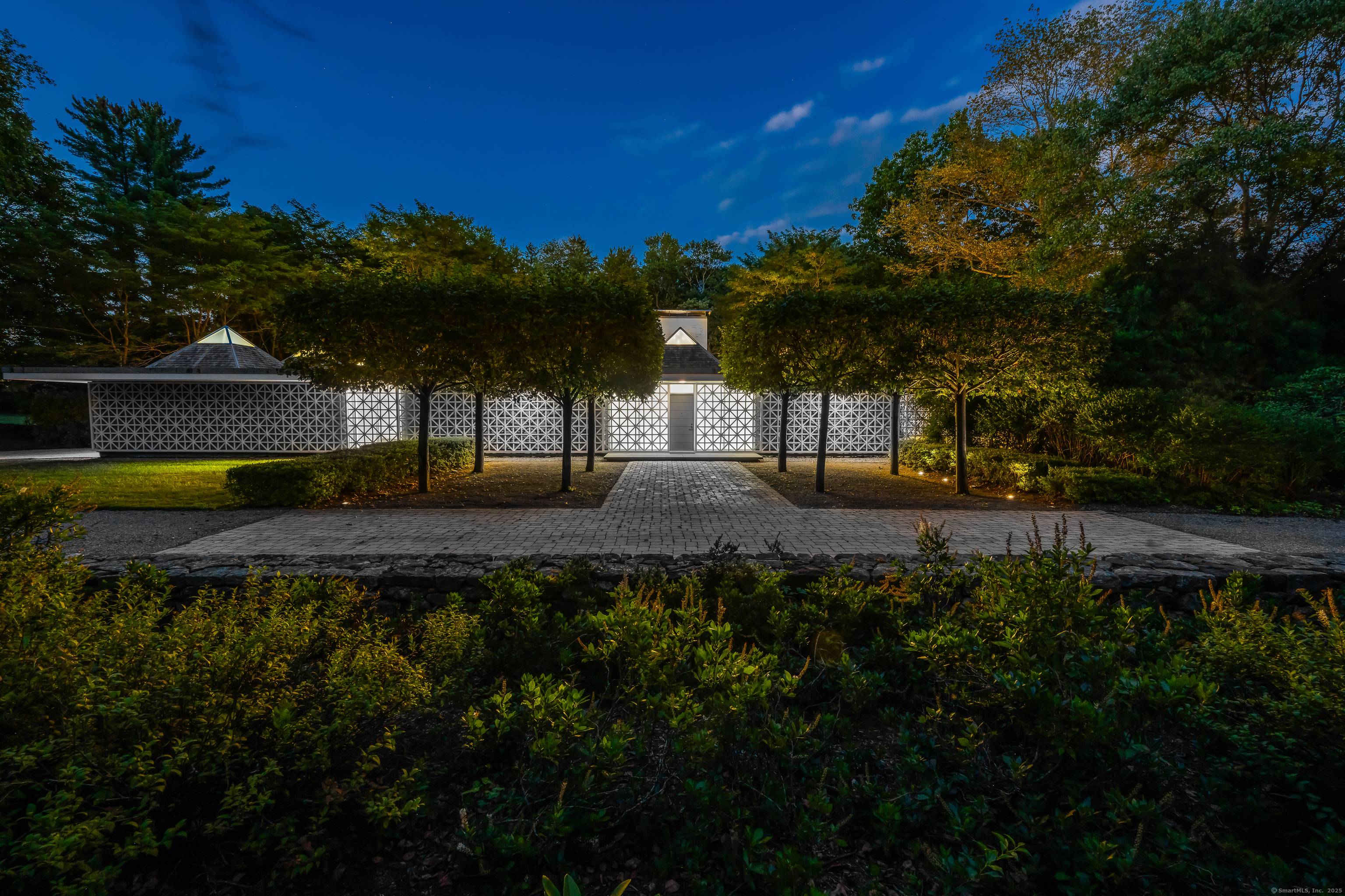 Experience Architectural History The Celebrated Celanese House.