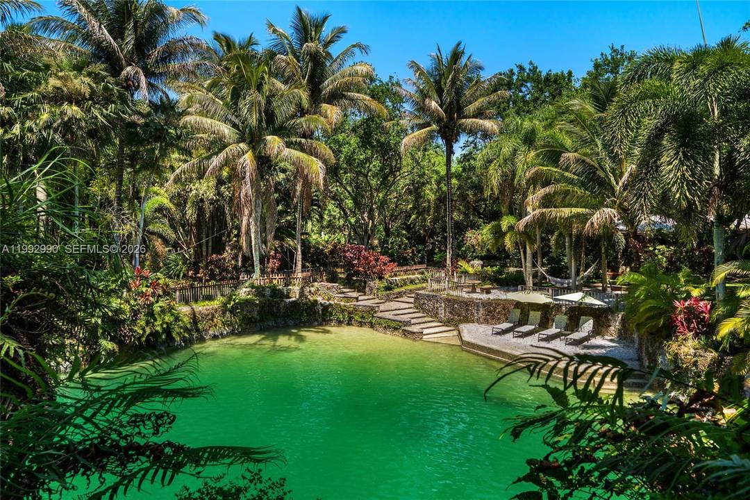 Breezy Oaks is a rare 14.