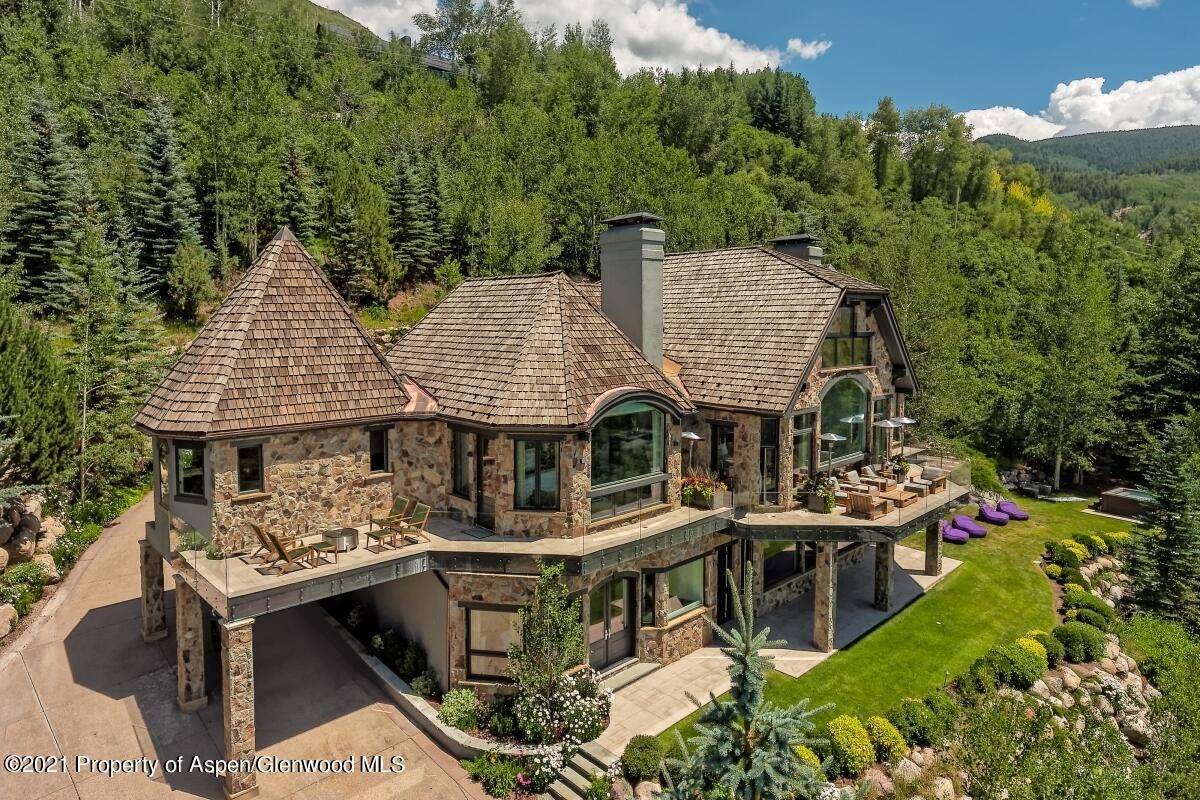 Picture Perfect Red Mountain Estate.