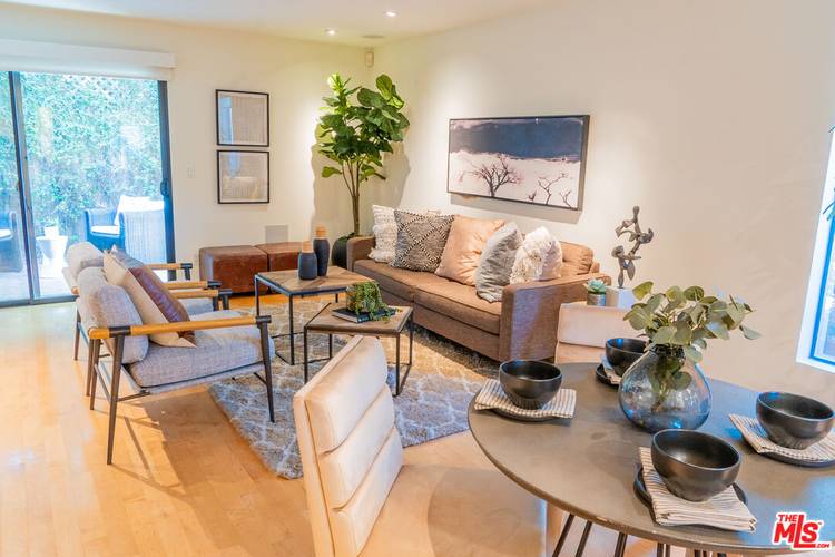 880   Hilldale Ave 2BR Sunset Strip La