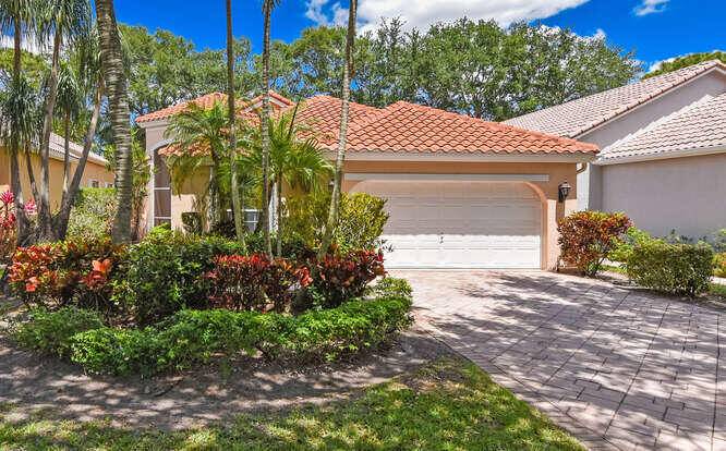 Nestled in the quiet, hidden gem of Brookside of Indian Spring, this 3 bedroom, 1 story home is open, spacious and bright.