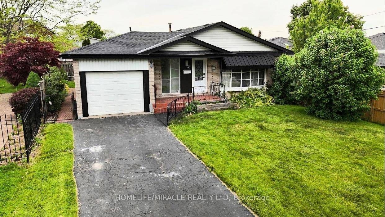 Welcome to 41 Grande Ave in Stoney Creek !