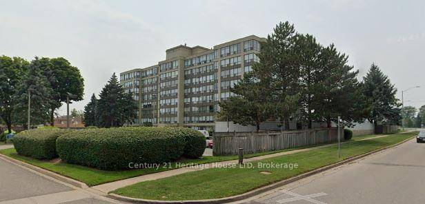 Condo living in Dufferin Place, Convenient Location, well maintained corner unit, 2 parking spots amp ; locker