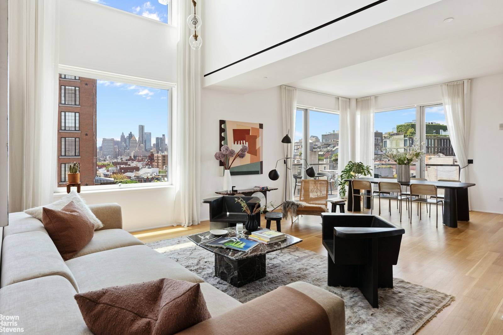 This exquisite 2, 900SF duplex residence is located at the vibrant crossroads of Noho and the East Village and features clean modern lines, crisp contemporary finishes and sweeping views of ...