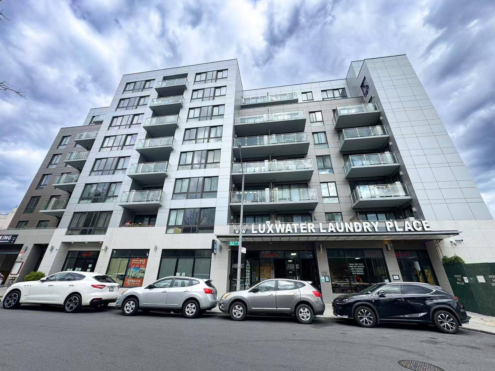 Located in the heart of Elmhurst, this spacious 1 bedroom, 1 bathroom condo features 650 square feet of living space with an elevator and a private balcony.