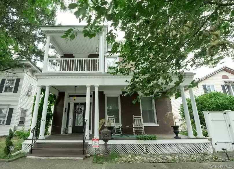 Discover The Enslin Mansion a Lansingburgh gem and Registered National Historical Landmark spanning six generations.