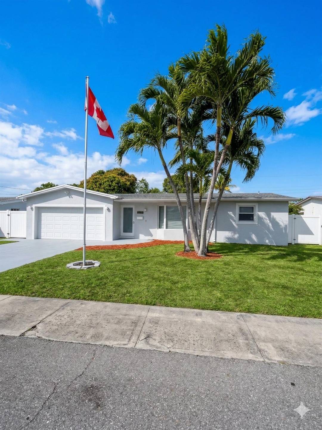 Stunning waterfront oasis !