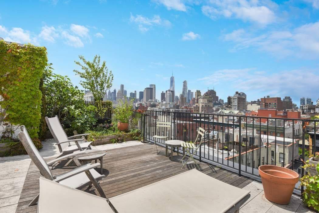 A true downtown oasis, this private terrace Triplex Penthouse redefines luxury living at the very top of a discreet boutique building.