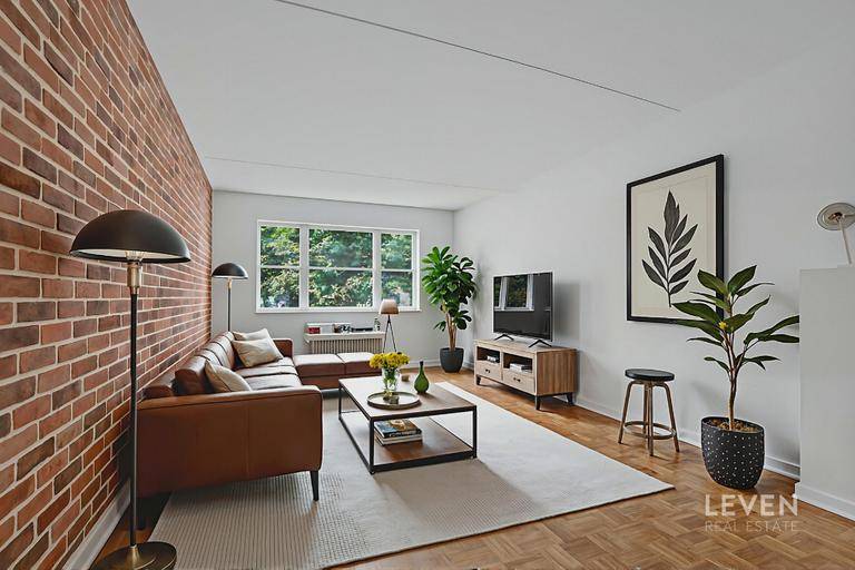 DIRECTLY ACROSS FROM PROSPECT PARK WITH DEEDED INDOOR PARKING SPACENestled in the heart of Windsor Terrace, this ground floor 1 bedroom 1 bath apartment features charming exposed brick, a 1 ...